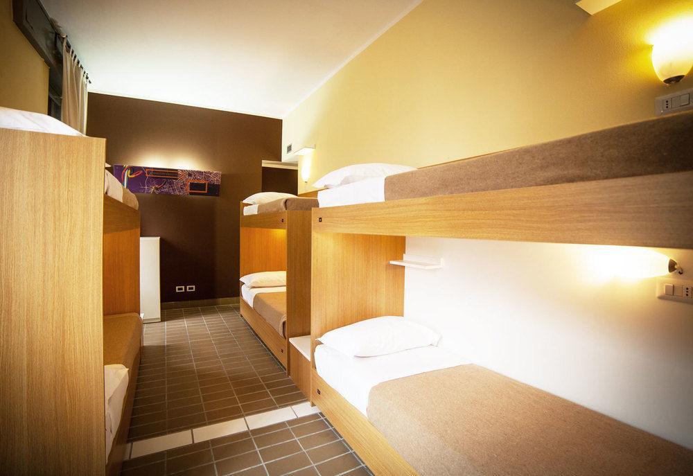 New Generation Hostel Citta Studi Милано Екстериор снимка