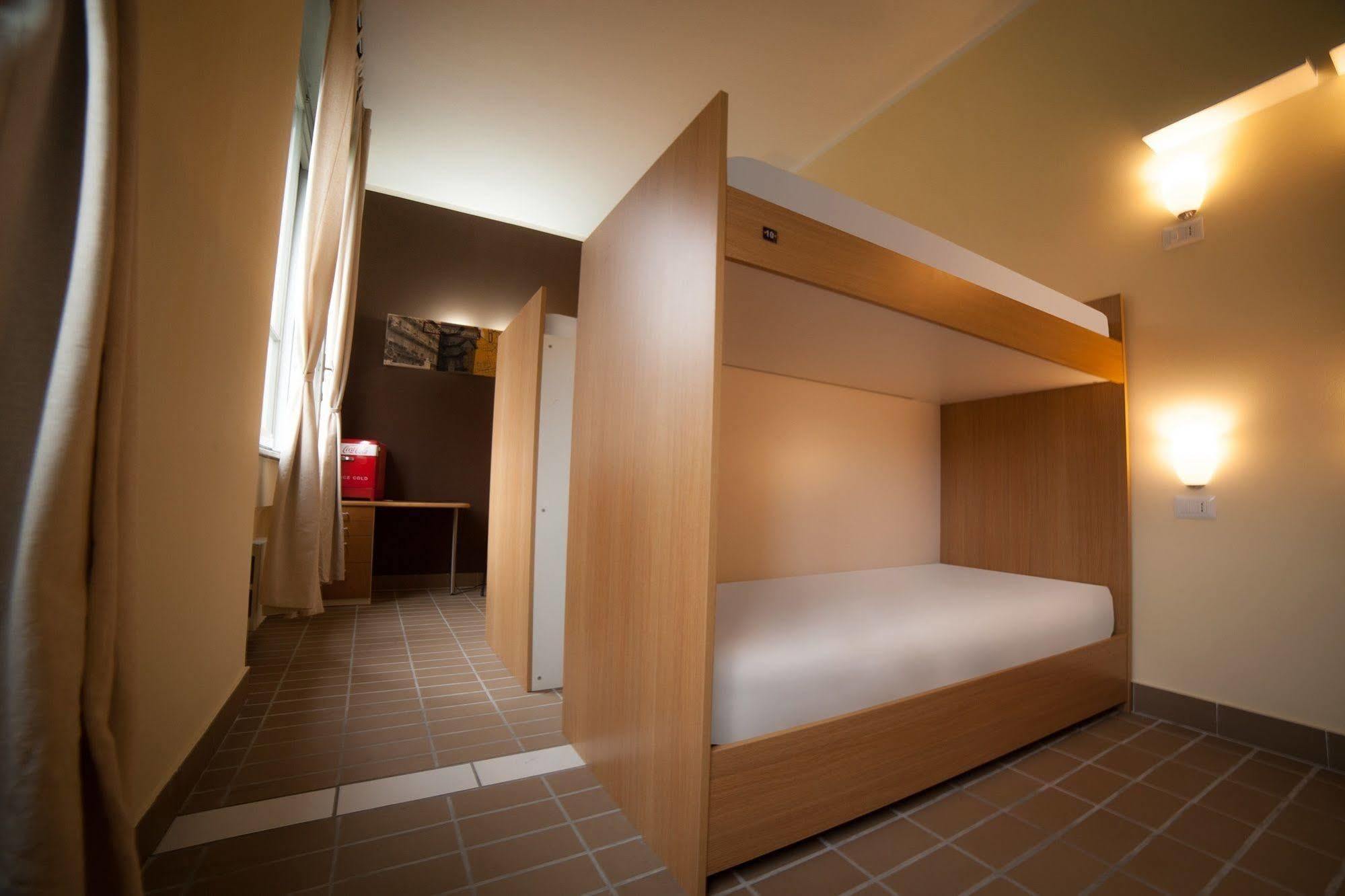 New Generation Hostel Citta Studi Милано Екстериор снимка