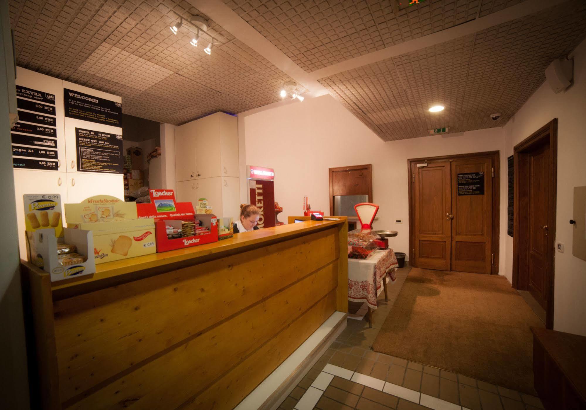 New Generation Hostel Citta Studi Милано Екстериор снимка