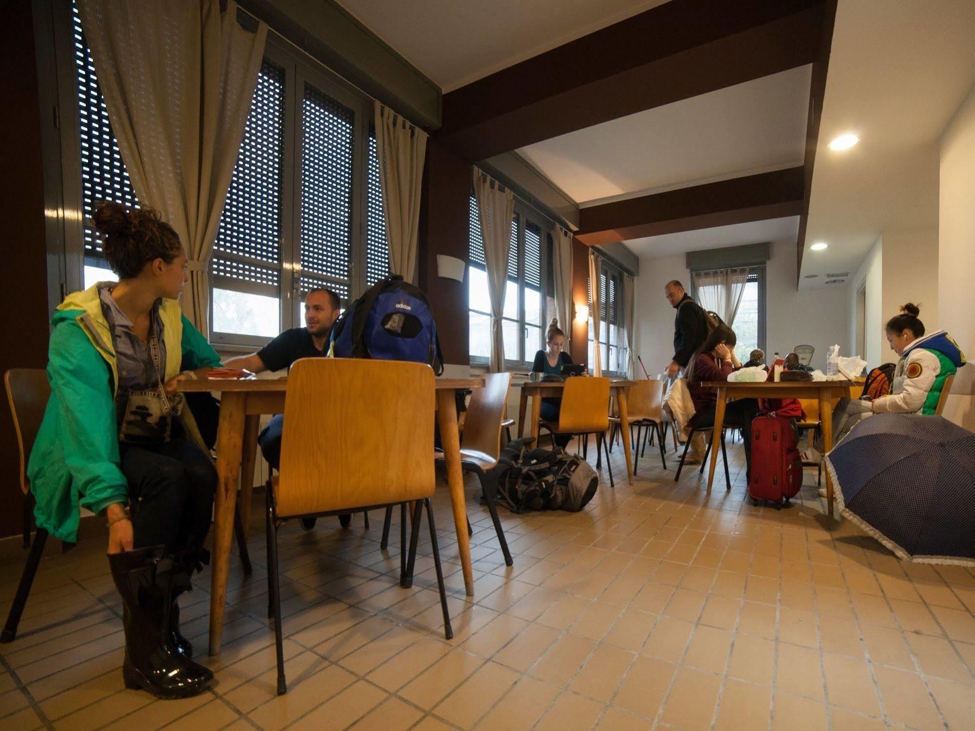 New Generation Hostel Citta Studi Милано Екстериор снимка